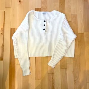 Oversized cropped sweater